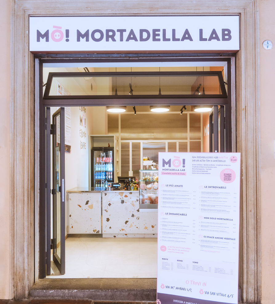 Foto dell'entrata del negozio di via San Vitale 4/f Blogna